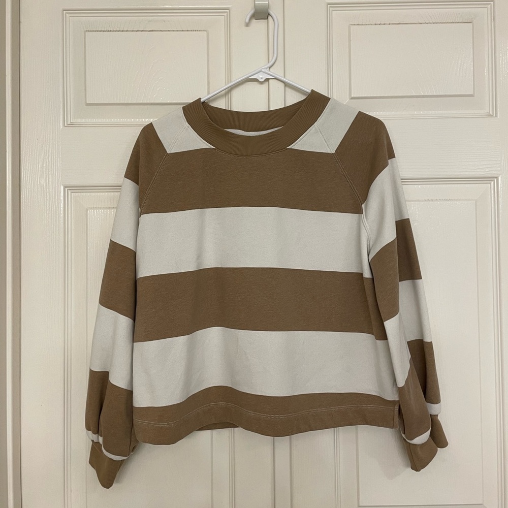 Striped Old Navy sweat shirt